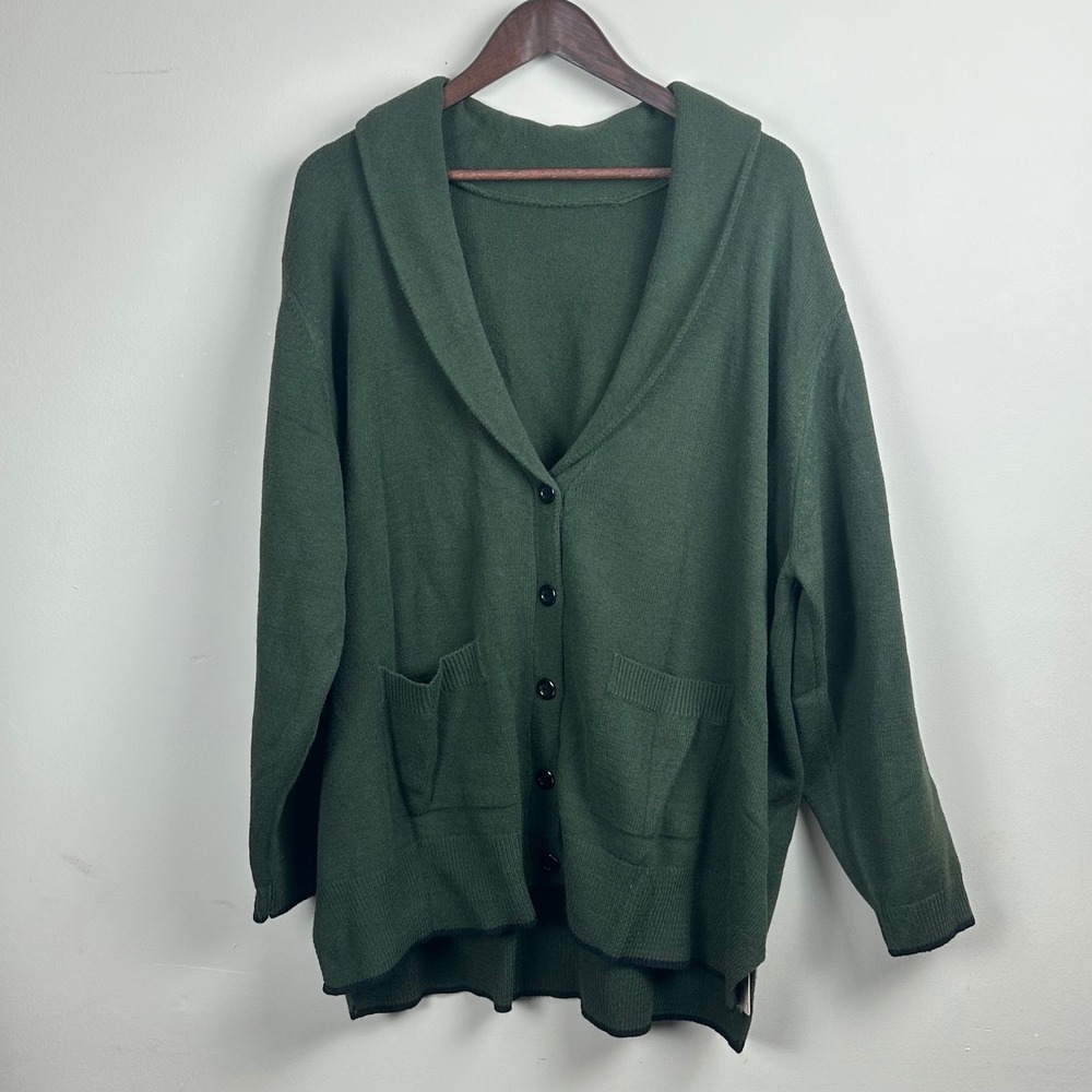 BloomChic Women's Size 26 Army Green Shawl Collar Button Cardigan NWT
